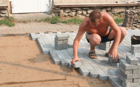 В Сыктывкаре в больничном городке отремонтируют дороги
