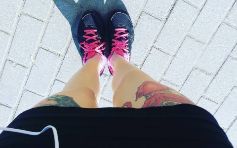 Сыктывкарское утро 8 августа в Instagram: тату-ноги, рассвет в палатке и фестиваль красок (фото)