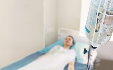 В Коми женщина, найденная с ожогами у реки, скончалась в больнице