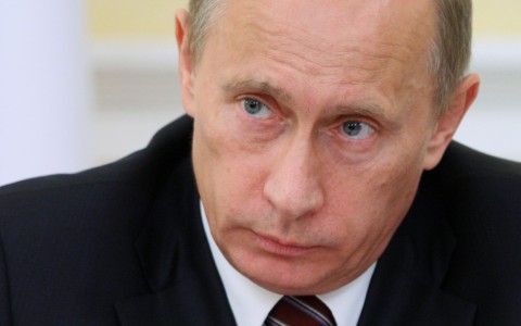 Тревога в соцсетях: в Сыктывкар на 95-летие Коми прилетит Владимир Путин