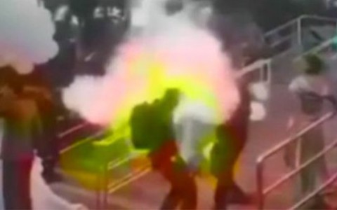 Оператор заснял на видео, как гости взорвались на свадьбе