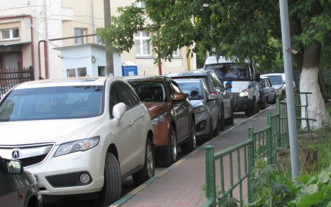 «Народный контроль»:  когда отремонтируют двор  по улице Печорская, 16а и 18а?
