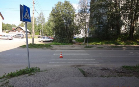В Сыктывкаре женщина на иномарке сбила пешехода