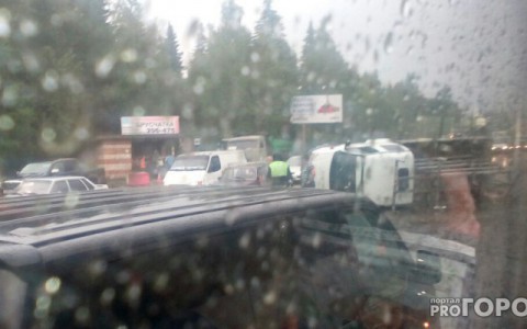 Сыктывкар за день 24 августа: смерч в городе, гибель рабочего и смертельная авария