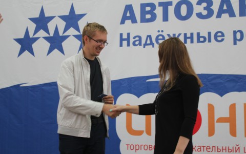 Призер стикер-акции в Сыктывкаре: «Приехал за воздушным змеем дочке, уехал с тонной бензина»