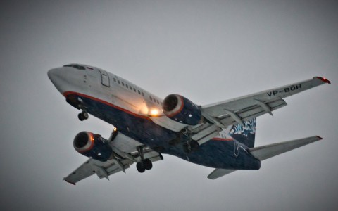 Из-за задержки авиарейса Москва-Сыктывкар школьники пропустили День знаний