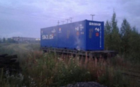 Вагоны с опасными химикатами до сих пор стоят в Микуне