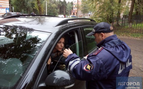 В Сыктывкаре поймали автоледи, которая перевозила 10-летнего ребенка без автокресла