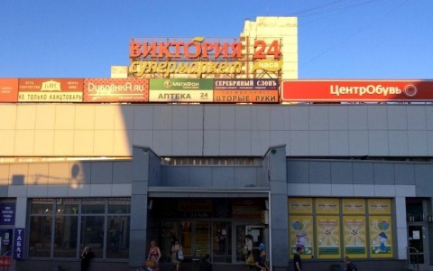 Ногу ребёнка затянуло в ленту эскалатора