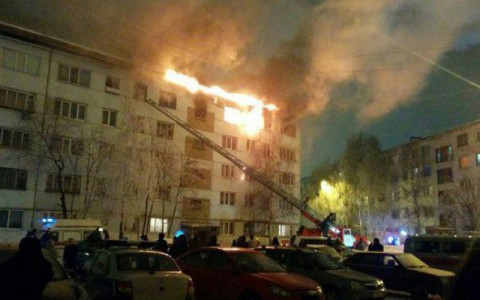 Общежитие в Коми, пострадавшее в от большого пожара, будут восстанавливать