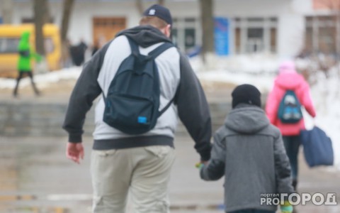 В Сыктывкаре молодой человек три года склонял к насилию мальчиков