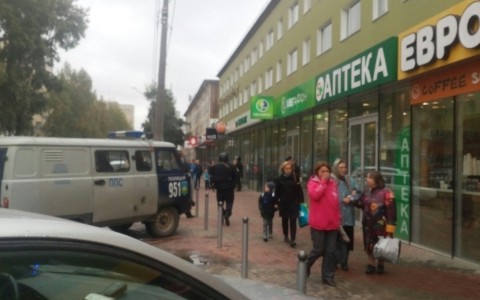 В Сыктывкаре захватили отделение банка