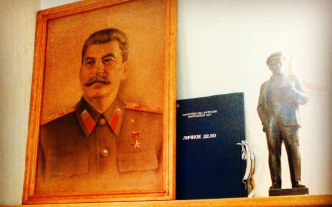 Instagram известных сыктывкарцев: балерина в ночном клубе и правозащитник с портретом Сталина