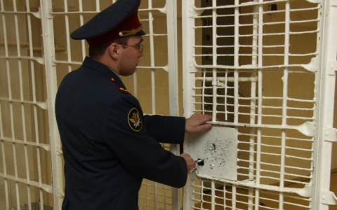 В Коми любовь к нацистским тату обернулась для осужденного колонии штрафом