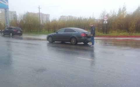 В Сыктывкаре столкнулись Toyota и Audi A6