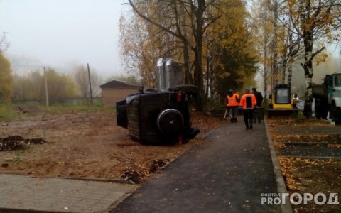 Стала известна личность пассажира «Гелендвагена», который погиб в ДТП в Сыктывкаре