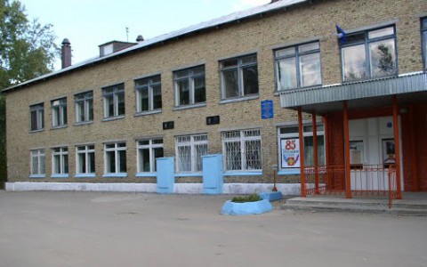 В День учителя в сыктывкарской школе произошла стрельба