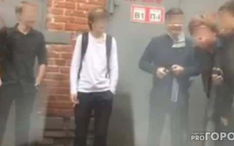 Сыктывкарские школьники, которые обхаркали авто, извинились и оплатили мойку