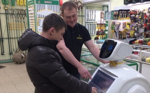 В Сыктывкаре за прилавком «МКРЕП» работает Робот-продавец