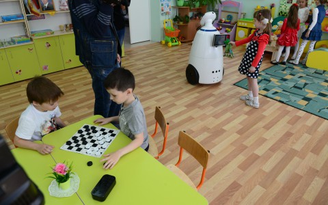 Эксперты Сыктывкара рассказали, что сборы денег на игрушки в детских садах незаконны
