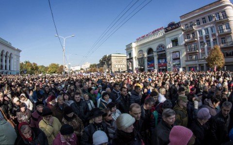 Погибшего ополченца Моторолу из Коми проводила в последний путь 50-тысячная колона
