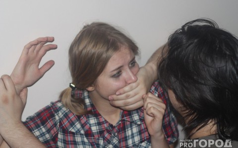 Педофил заставлял 13-летнюю девочку через социальную сеть заняться сексом
