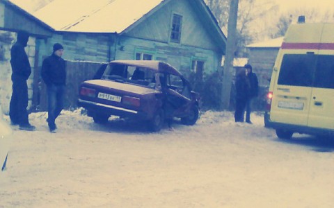 Появилось видео первых минут после страшного ДТП с «семеркой» и «Дэу» в Сыктывкаре