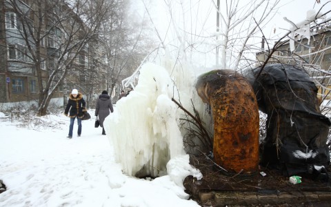 Из-за порыва сетей целый район Сыктывкара остался без воды
