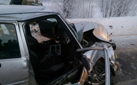 Появились подробности смертельного ДТП в Коми, где столкнулись «Дэу» и «Инфинити»
