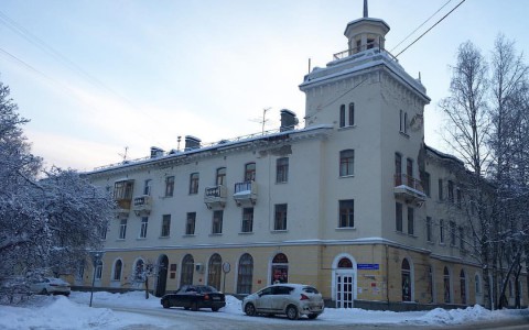 В Сыктывкаре закрылся знаменитый магазин «под шпилем»