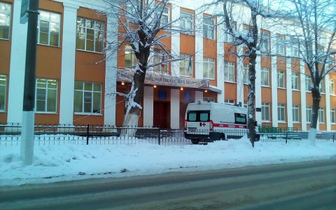 В Сыктывкаре 14-летную ученицу госпитализировали прямо из школы