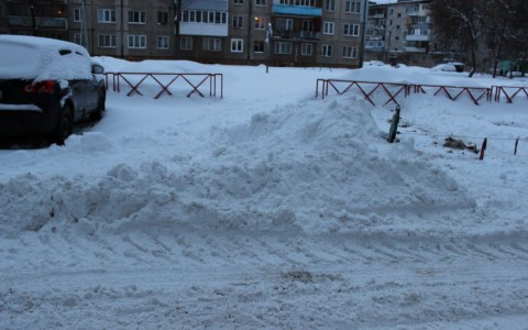 В Коми пьяный мужчина насмерть замерз в снегу