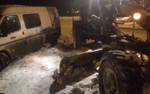 В Сыктывкаре автомобили, мешающие очистке дорог, отправляют на штраф-стоянку