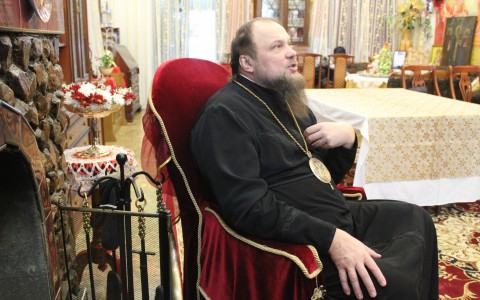 Архиепископ Воркутинский и Коми-Зырянский Питирим посвятил стихи погибшим в авиакатастрофе над Сочи