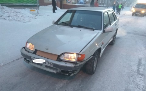 В Коми ВАЗ на «зебре» сбил девушку