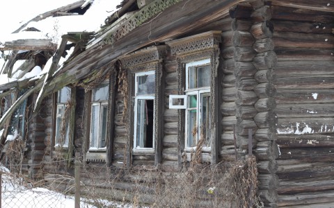 В Коми в заброшенном доме нашли тело мужчины