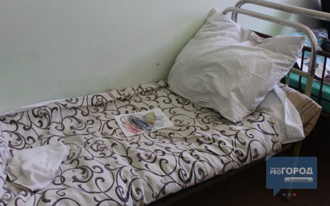 Выяснились подробности про малыша в сыктывкарской больнице, у которого нет ни игрушек, ни одежды