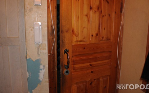 В Коми в жилой квартире найдено тело мужчины