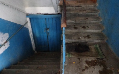 В Коми труп в подвале жилого дома исчез, пока на место ехала полиция