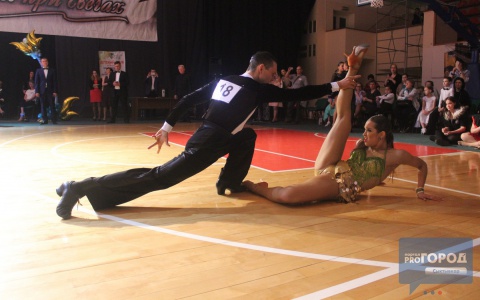Сквозь пот и слезы к победе: в Сыктывкаре прошел Всероссийский турнир по бальным танцам (фото)