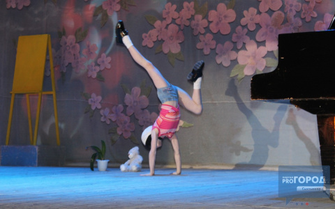 От песни до рисунка: в Сыктывкаре прошло открытие детского конкурса талантов (фото, видео)