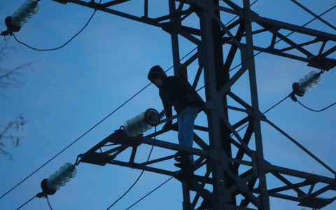 В Коми из-за несчастного случая на месторождении погиб работник