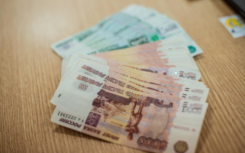 Сыктывкарцы о средней зарплате в 40 тысяч рублей: «Что за бред?»