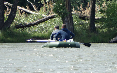 В Коми опрокинулась лодка, где были пять рыбаков, выжил лишь один
