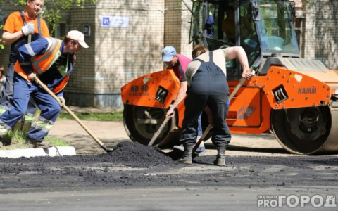 Выяснилось, когда сделают ремонт на самой разбитой улице Сыктывкара