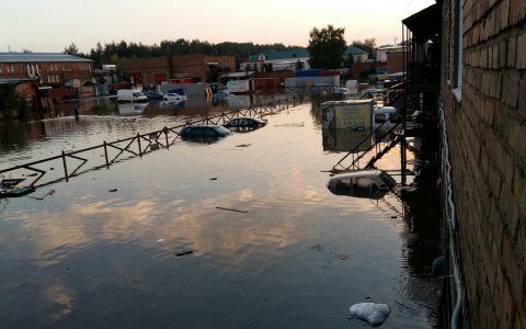 МЧС по Коми объявило штормовое предупреждение, идет большая вода