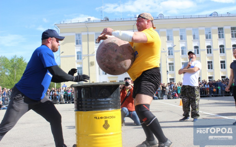 В Сыктывкаре силачи со всей России тягали 9-тонную машину и поднимали 300-килограммовые тяжести(фото)