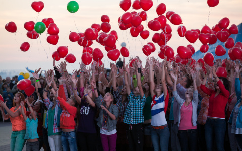 Гороскоп на 2 июля: Девам следует следить за мыслями, а Водолеям — признаться в любви