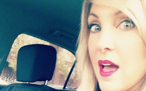 38-летняя женщине грозит 20-летний срок за секс с подростками в машине