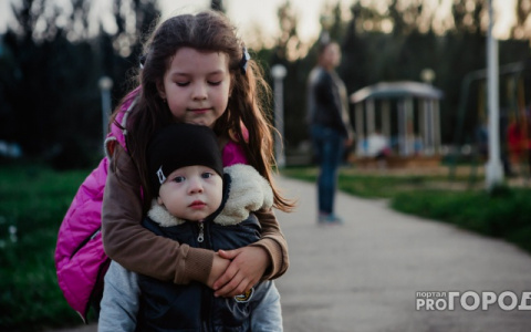 Самыми редкими детскими именами в Коми стали Эмилия и Петр
